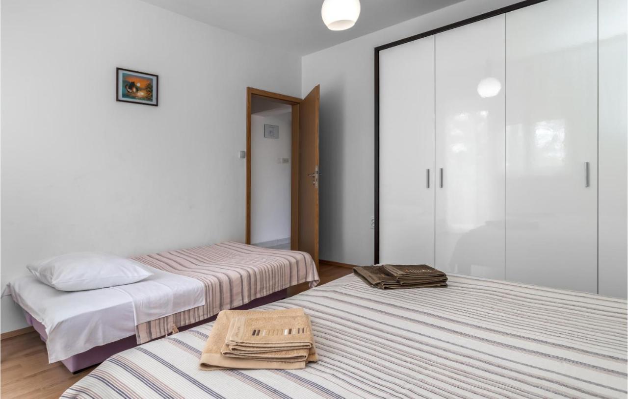 Nice Apartment In Jadranovo With Wifi Exterior photo